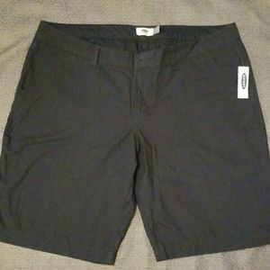 Old Navy chino Bermuda short